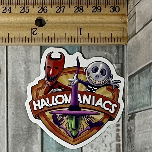 ๐10/$10๐ Nightmare Before Christmas Waterproof Vinyl Sticker Decal - Picture 1 of 2